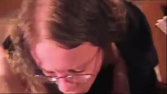 Kinky nerd suck cock - www.xt8.biz