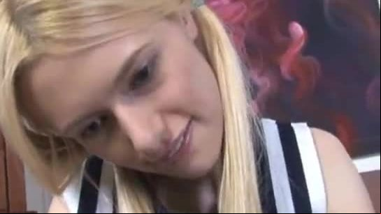 Cheerleader wants to try black
